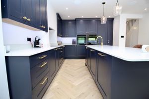 Kitchen- click for photo gallery
